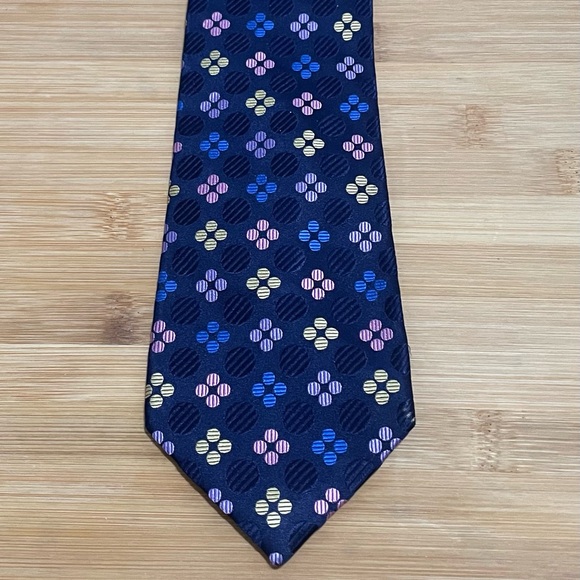 Silk Tie by Croft&Barrow - Picture 1 of 3